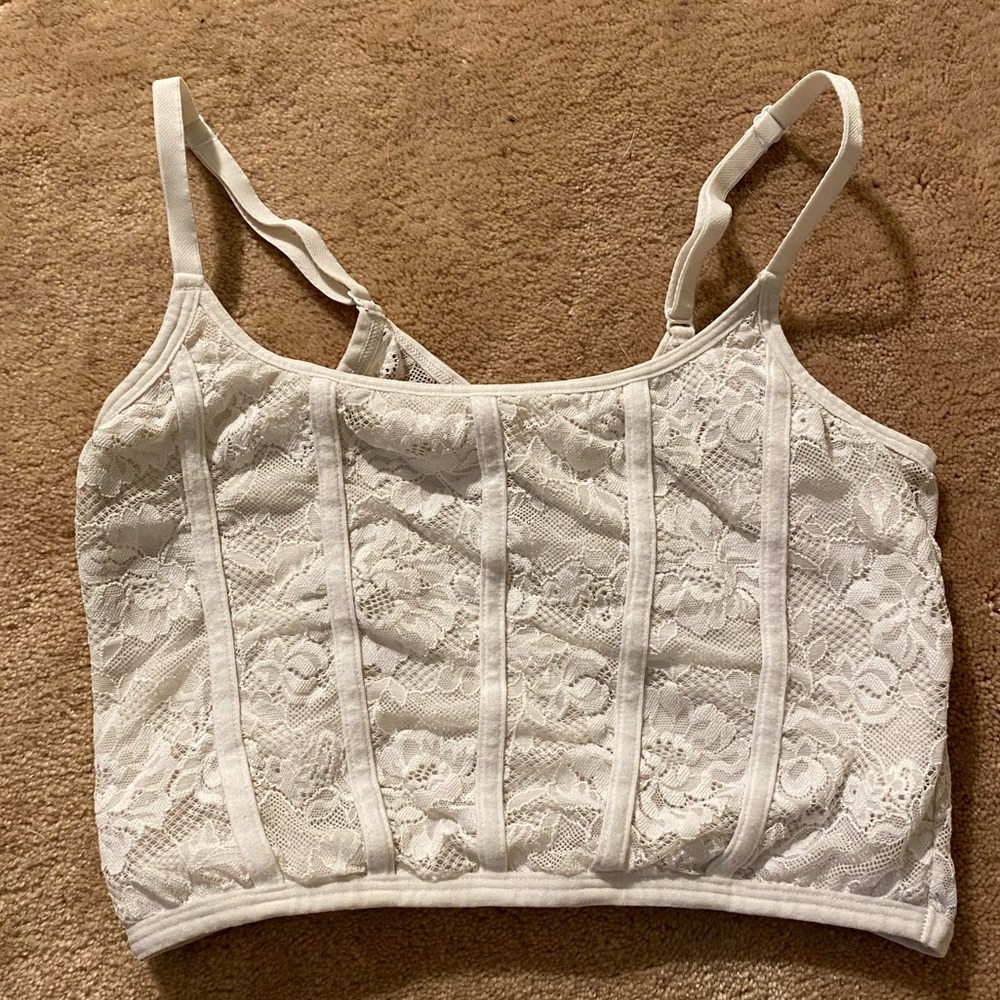 Colsie white cropped top laced back